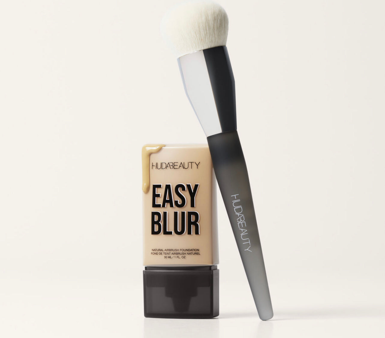 Huda Beauty Easy Blur Base Brush